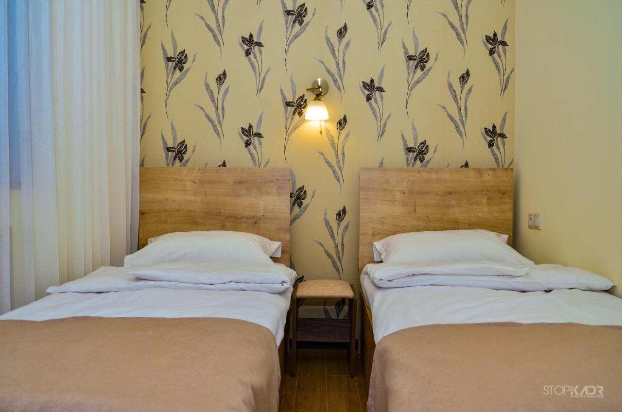 Asour Hotel Горис Екстериор снимка