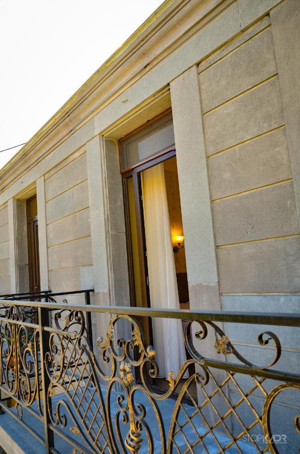 Asour Hotel Горис Екстериор снимка