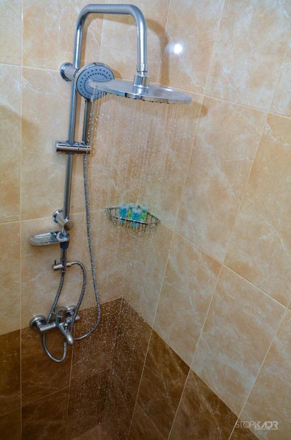 Asour Hotel Горис Екстериор снимка