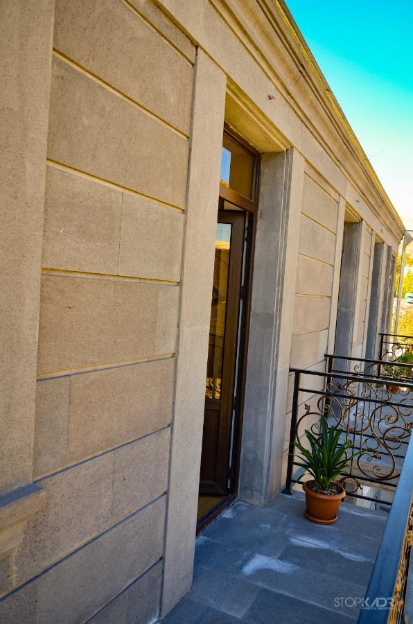 Asour Hotel Горис Екстериор снимка