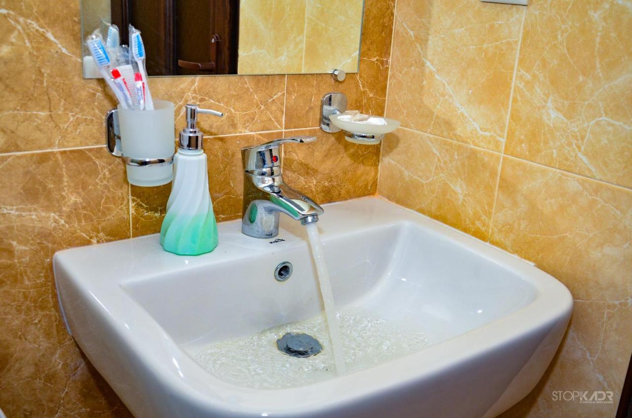 Asour Hotel Горис Екстериор снимка